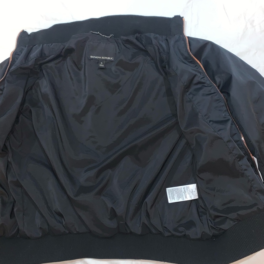 Blazer - Picture 3 of 5